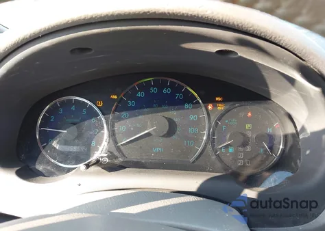 2010 Toyota Sienna Xle z USA, uszkodzony, nr VIN 5TDYK4CC4AS305512